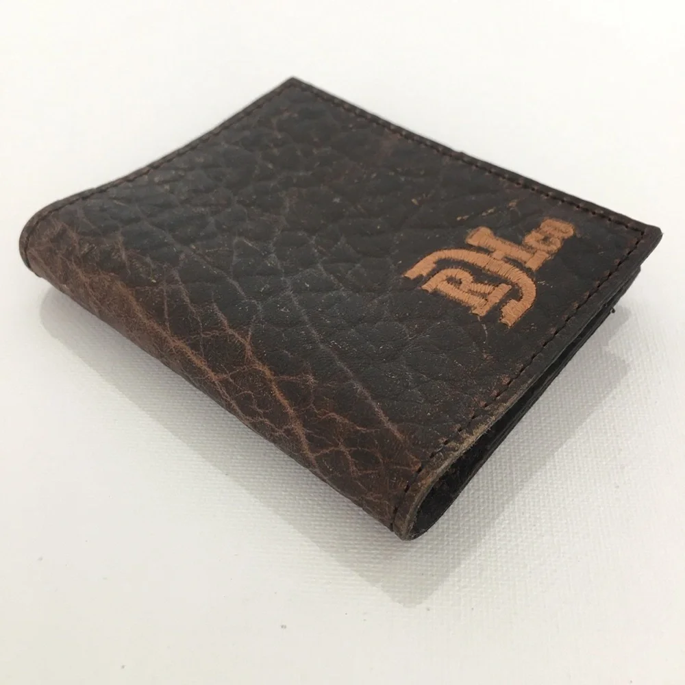 Red Dirt Hat Co Mens Bison Grain Leather Bifold Card Case NEW Brown Wallet NWT